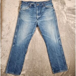 Wrangler Jeans Men's 35/38x30* Blue
13MWZ Regular Fit Faded Workwear
USA Denim